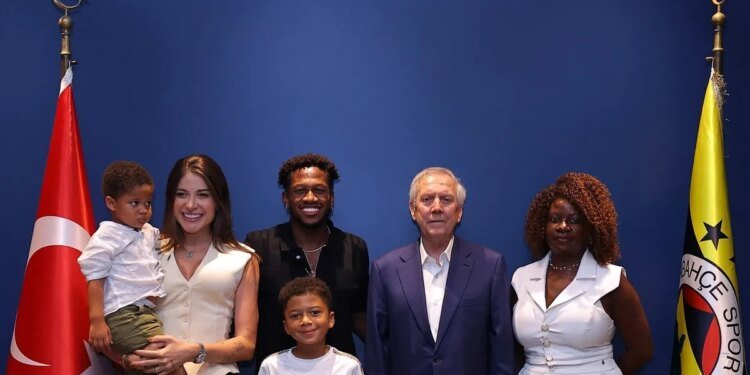 Fenerbahçe Fred’e veda etti!