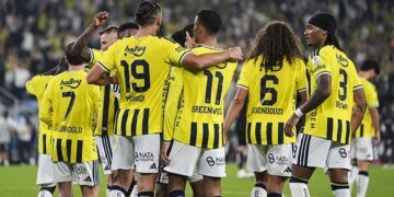 Fenerbahçe Kadıköy’de kazandı! Greenwood’dan harika performans