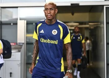 Fenerbahçe kafilesi Lyon’a geldi