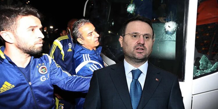 Fenerbahçe otobüsüne yönelik saldırıda sıcak gelişme! Bakan Gürlek açıkladı