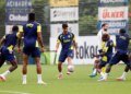 Fenerbahçe, Sturm Graz maçı kamp kadrosunu açıkladı!
