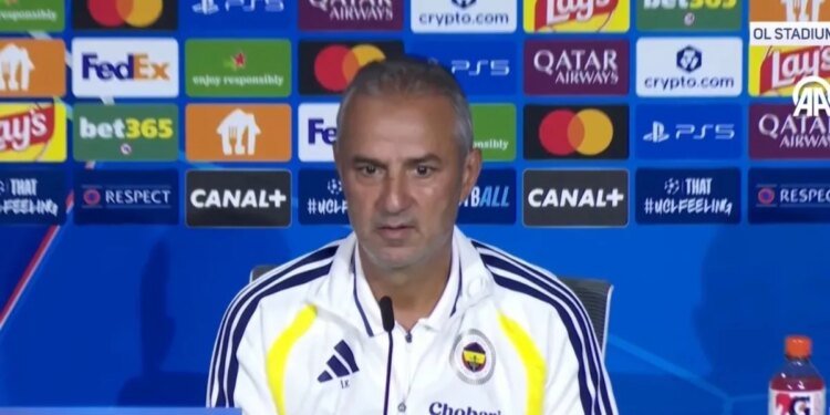 Fenerbahçe Teknik Direktörü İsmail Kartal: Oyunculara 18 yıllık hasretimizi anlattım