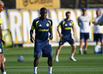 Fenerbahçe’de dikkat çeken gelişme! N’Golo Kante listeye eklendi