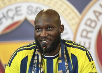 Fenerbahçe’de Romelu Lukaku UEFA listesine eklendi!