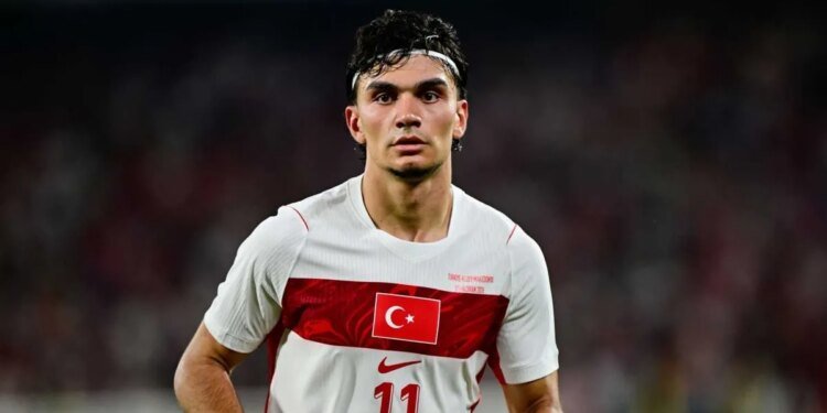 Fenerbahçe’den Galatasaray’a dev çalım! Milli yıldız için Sarı-Lacivertliler devrede