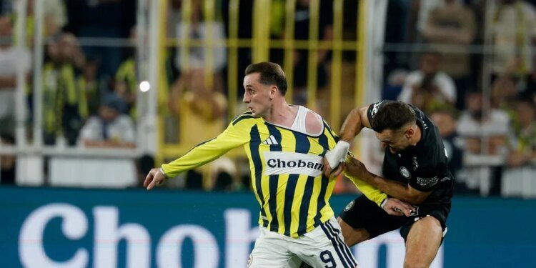 Fenerbahçe’den göndermeli paylaşım!