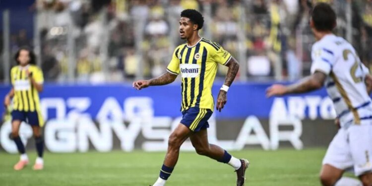 Fenerbahçe’ye Oosterwolde şoku! Transferde pürüz çıktı