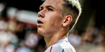 Galatasaray 10 numarasına kavuşuyor! Batrakov transfer ateşini yaktı