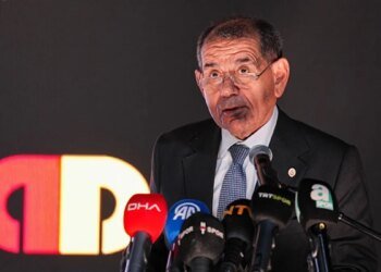 Galatasaray Başkanı Dursun Özbek’ten transfer mesajı: Artık çok fazla beklemeyeceğiz