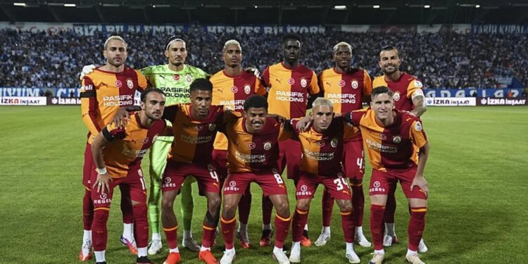 Galatasaray sezonun ilk iç saha galibiyetini arıyor! İşte Okan Buruk’un Göztepe maçı muhtemel 11’i