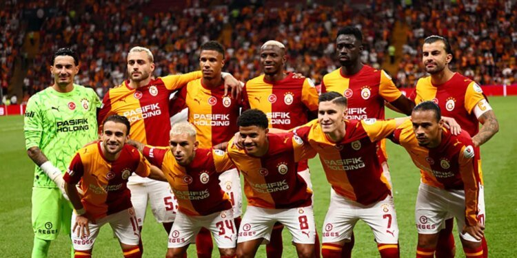 Galatasaray’da flaş ayrılık! Yıldız isim sözleşmesini feshediyor