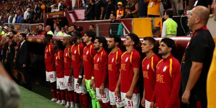 Galatasaray’da transfer gelişmesi! Suudi kulübü teklif sundu