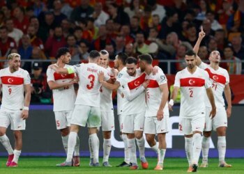 Galatasaray’dan bir transfer bombası daha! Milli yıldız ikna oldu