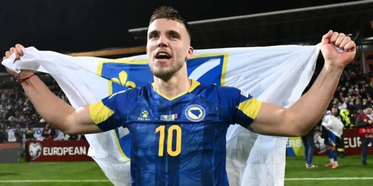 Galatasaray’dan Boşnak golcüye teklif! Ermedin Demirovic…