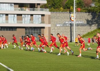 Galatasaray’dan savunmaya genç hamle! 19 Yaşındaki stoper gündeme alındı