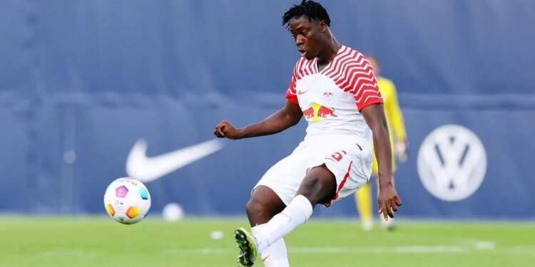 Galatasaray’dan stopere sürpriz aday: El Chadaille Bitshiabu