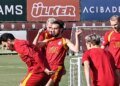 Göztepe mesaisi sürüyor