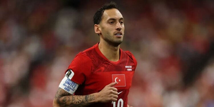 Hakan Çalhanoğlu’ndan flaş transfer yanıtı: Adımın neden karıştırıldığını anlamıyorum