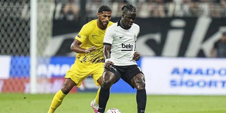 Junior Olaitan her yerde!