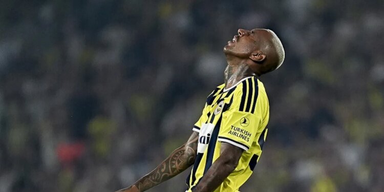 Ömer Üründül Fenerbahçe-Lyon maçını değerlendirdi