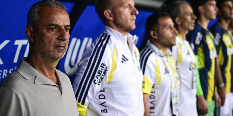 Ömer Üründül’den flaş Fenerbahçe eleştirisi! “Tercihler çok yanlış”