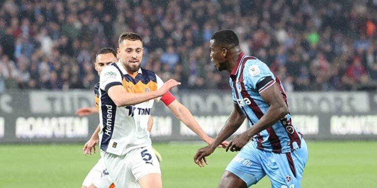 Rövanşa Sloven hakem