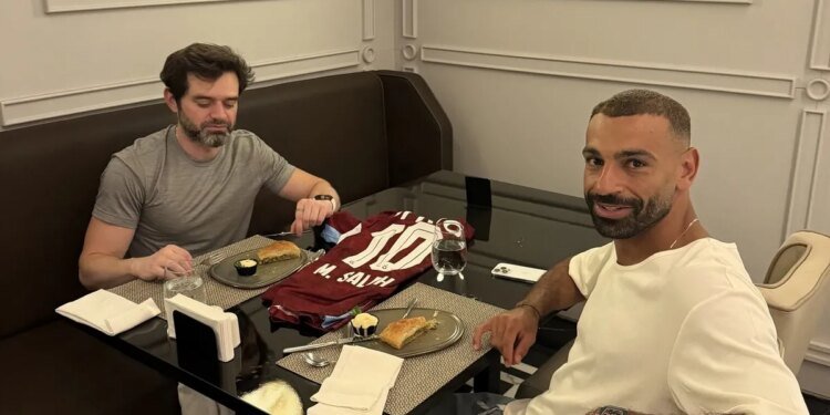 Salah’ın baklava keyfi