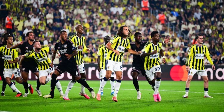 Spor yazarları Fenerbahçe-Olympique Lyon maçını değerlendirdi