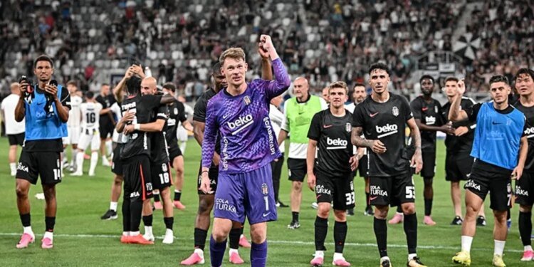 Spor yazarları Hradec Kralove-Beşiktaş maçını değerlendirdi
