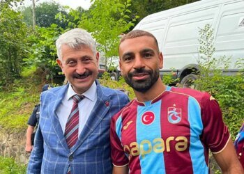 Trabzon’da Salah’ı gülümseten teklif
