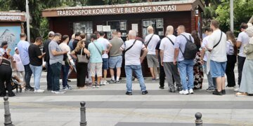 Trabzonspor-Ferencvaros maçının biletleri satışa çıktı