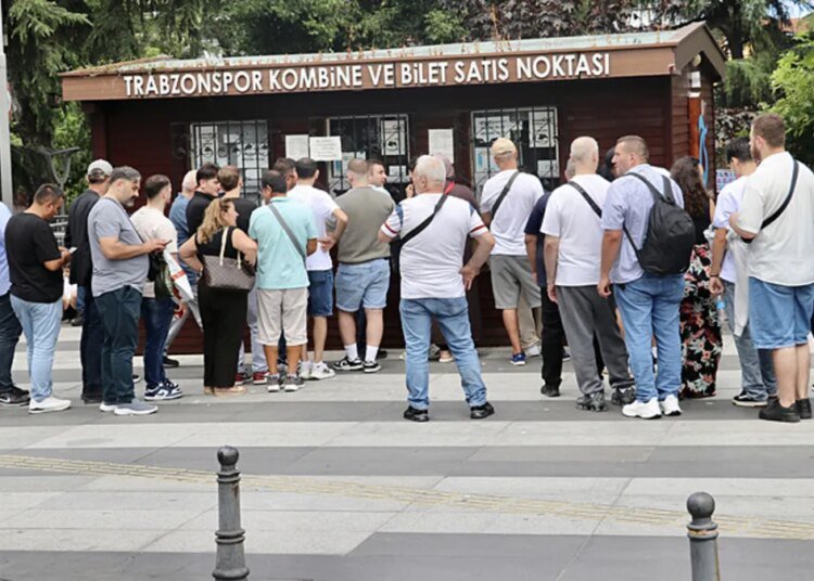 Trabzonspor-Ferencvaros maçının biletleri satışa çıktı