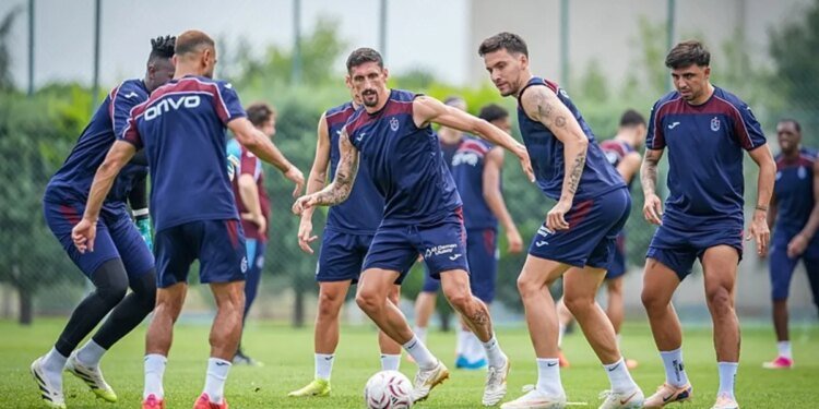 Trabzonspor, Göztepe maçının kamp kadrosunu açıkladı!