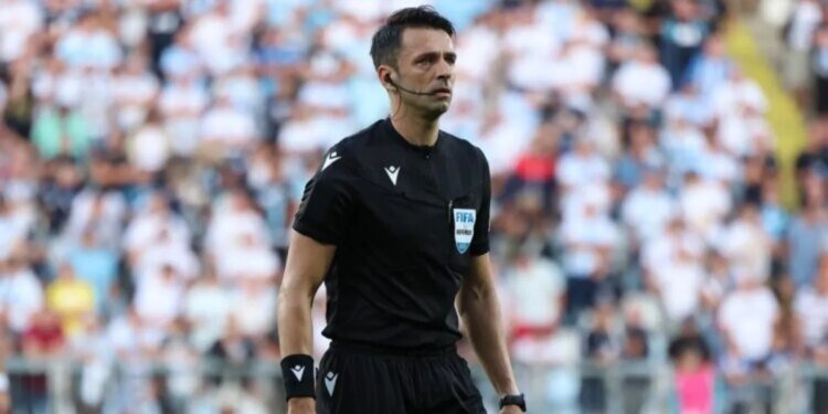 Trabzonspor’un UEFA Avrupa Ligi’nde oynayacağı Ferencvaros maçının hakemleri belli oldu