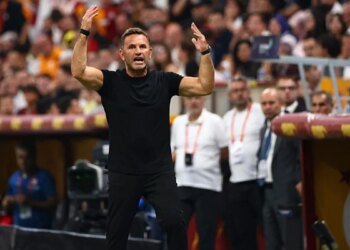 TRANSFER HABERİ: Galatasaraylı yıldız için dudak uçuklatacak teklif! Teknik heyet gitsin istemiyor