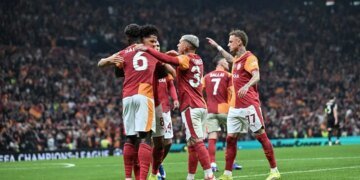 Transferinden vazgeçtiler! Galatasaraylı yıldız ile ilgili flaş gelişme