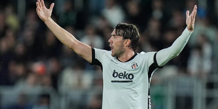 Beşiktaş’ta Fenerbahçe derbisi sonrası Dusan Vlahovic krizi!
