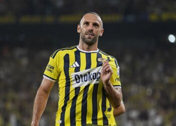 Fenerbahçe-Eyüpspor maçında penaltı kararı!