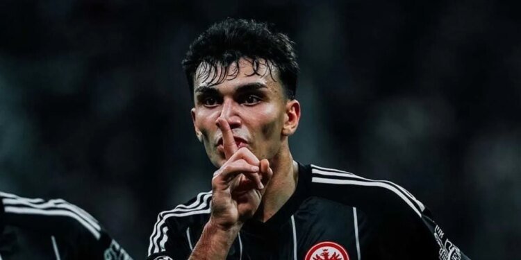 Fenerbahçe yönetimi Can Uzun için Almanya’ya uçacak! Transfer formülü ortaya çıktı