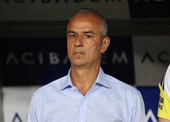 Fenerbahçe’de İsmail Kartal’dan flaş değişiklik! Eyüpspor maçında…