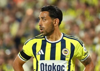 Fenerbahçeli taraftarlardan İrfan Can Kahveci’ye tepki!