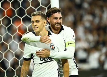 Gözler Trossard’da