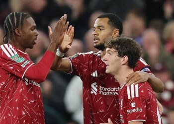 Liverpool, İngiltere Lig Kupası’nda Tottenham’ı eledi ve turladı