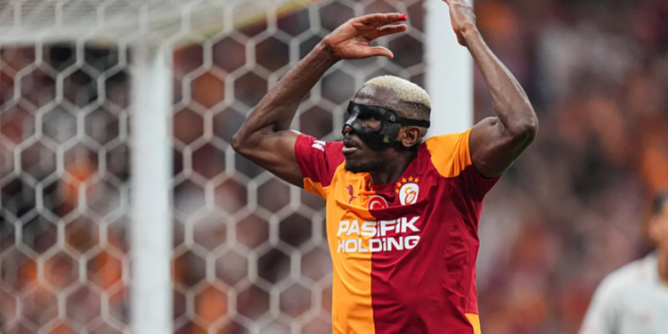 Osimhen’den Sporting maçı öncesi o isme büyük destek!