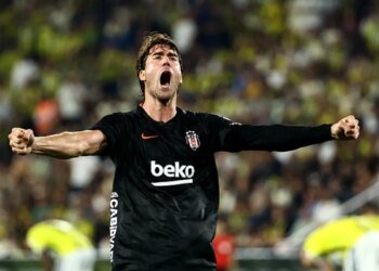 Sahne golcünün! Kartal, Marsilya’yı Vlahovic ile yıkacak