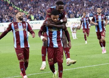 Saviolo’dan falso şov