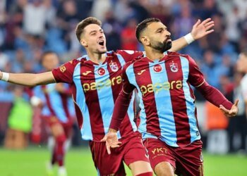 Trabzonspor dev derbide Galatasaray’ı farklı mağlup etti! Maça Muhammed Salah damga vurdu