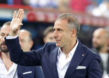 Trabzonspor’da yeni teknik direktör adayı belli oldu! İşte listenin başındaki o isim